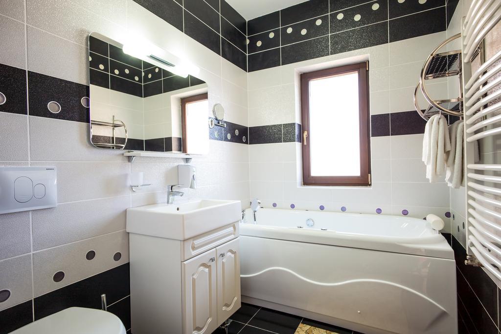 Pensiunea Royal Spa Πιάτρα Νέαμτς Εξωτερικό φωτογραφία